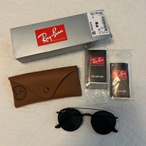 Black Round Ray-Ban Sunglasses